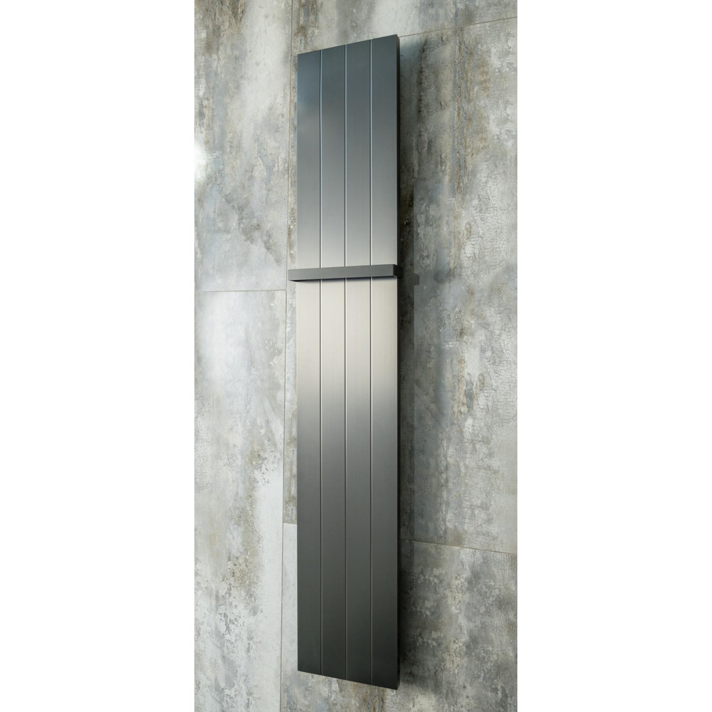 Полотенцесушитель электрический Boheme FLAT 725-B, BLACK