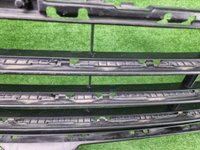 Решетка переднего бампера Porsche Cayenne 3 17-23