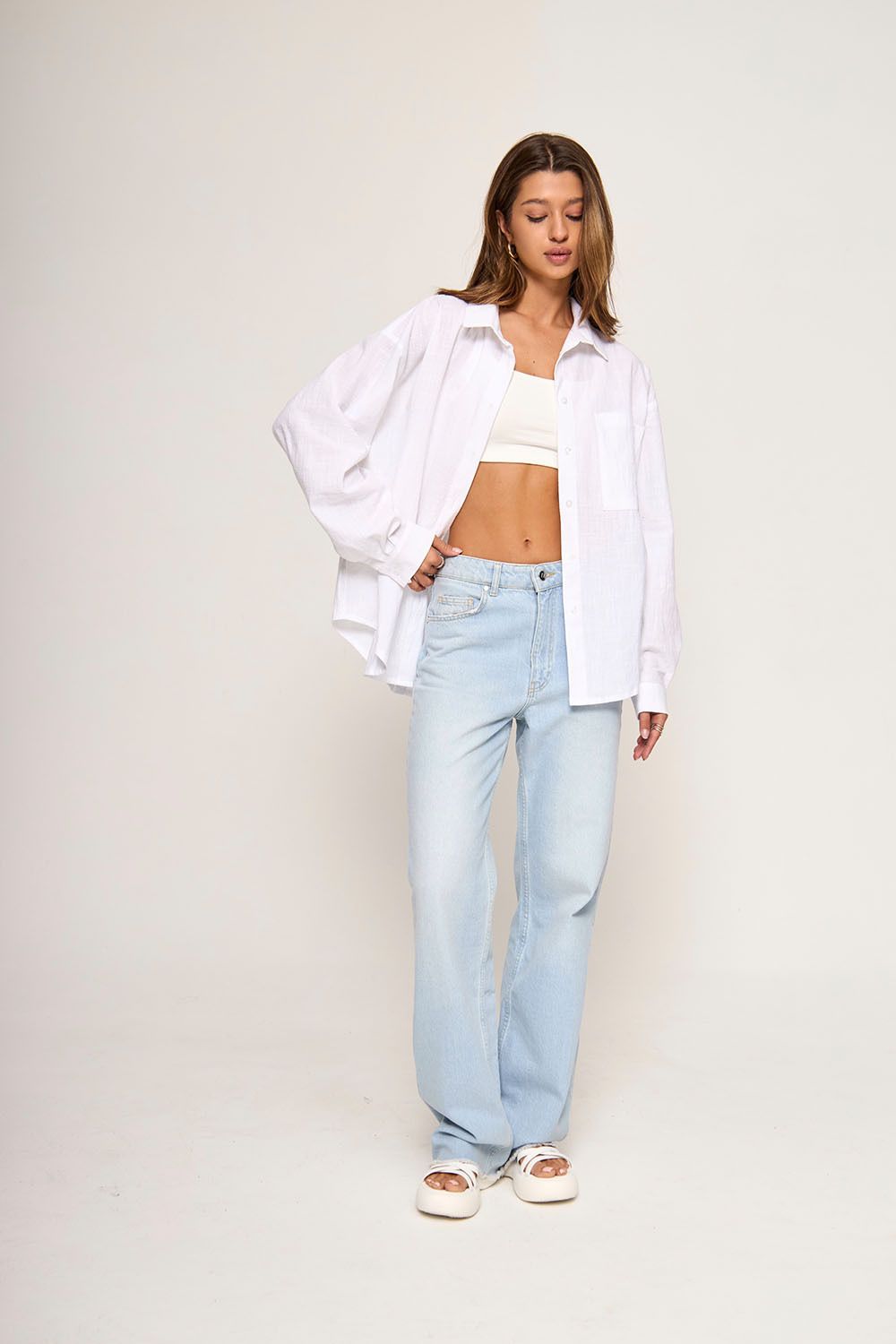 Рубашка с карманом из хлопка baby cotton белого цвета