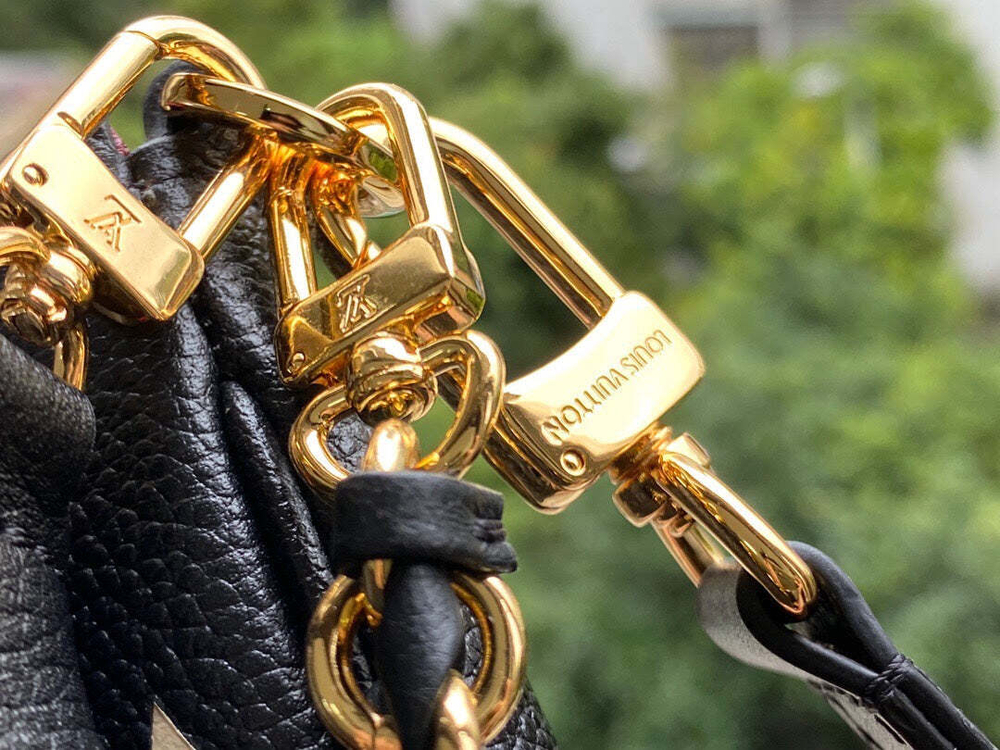 Louis Vuitton Multi Pochette Accessoires