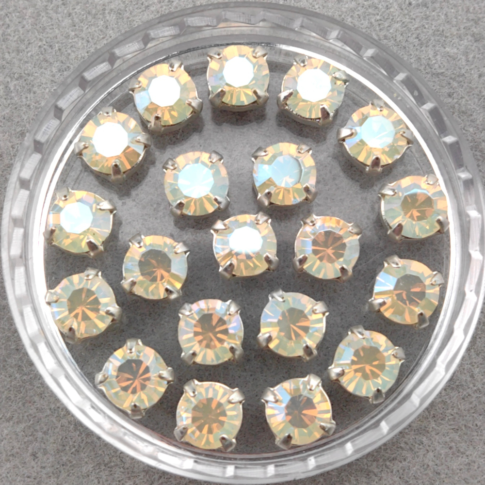 Шатоны Preciosa MAXIMA в оправах, White Opal Shimmer/Silver