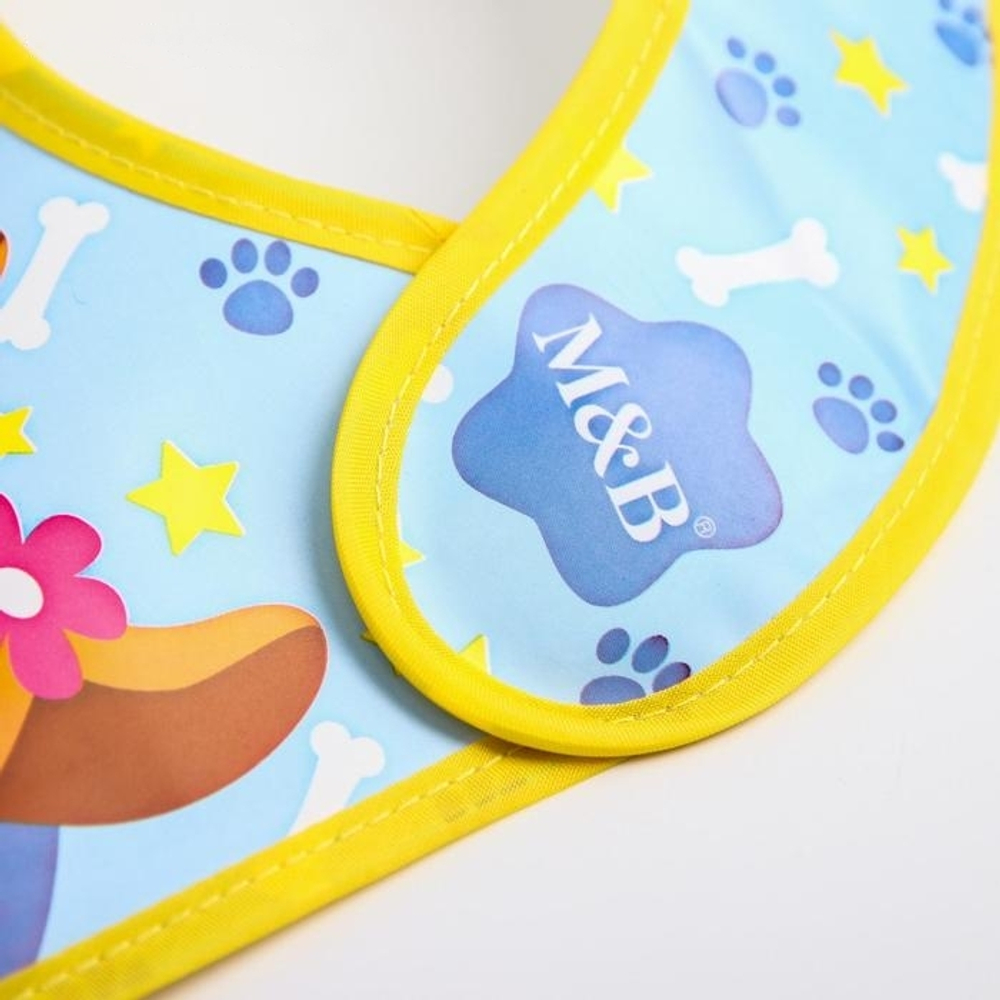 4645593 Нагрудник "Собачки" непромокаемый на липучках