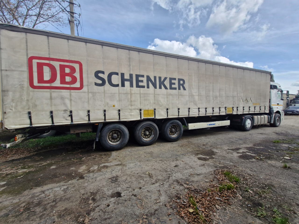 Krone SD Полуприцеп шторный Krone SD