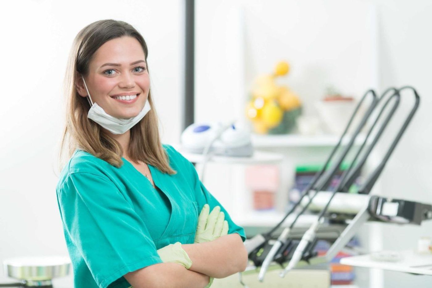 Особенности работы и обязанности медсестры в стоматологии