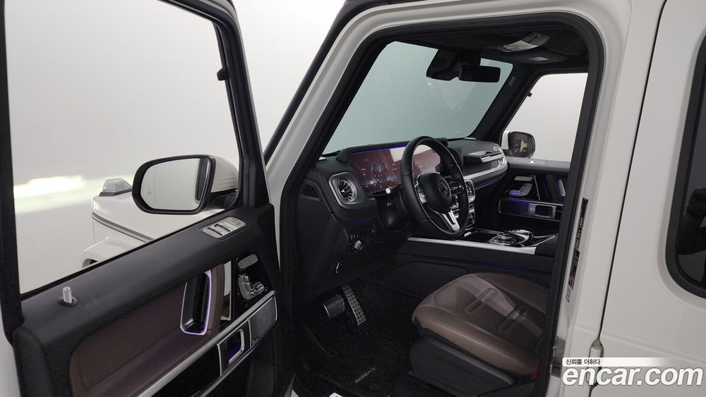 Mercedes-Benz G-Class W463b G400 d (08.2023)