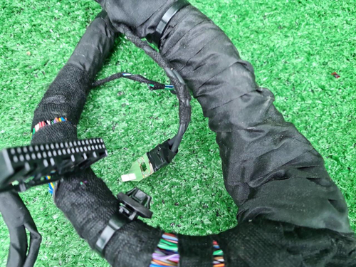 Проводка салонная Hongqi HS5 (2023-н.в.)