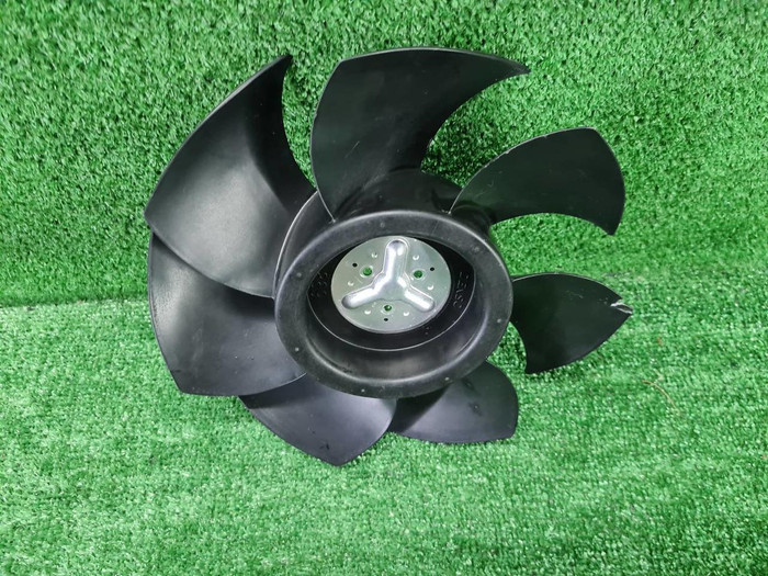 Вентилятор Toyota Land Cruiser Prado 150 (2009-н.в.)