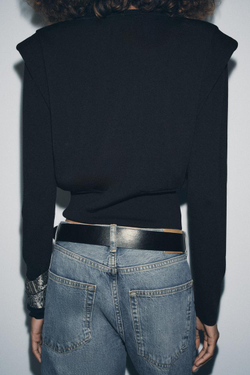 ZARA ТРИКОТАЖНЫЙ ТОП С ПОДПЛЕЧНИКАМИ, ЧЕРНЫЙ