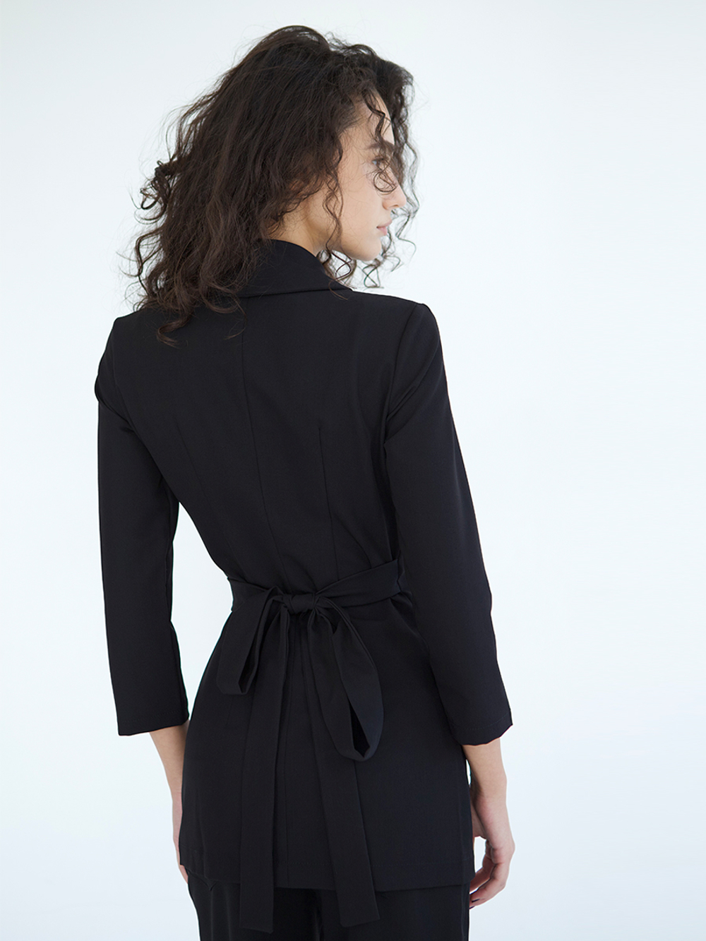 Кимоно Medici чёрное детали пояса и ткани