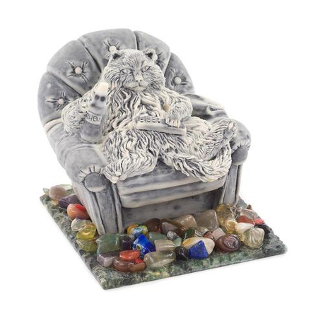 Сувенир "Кот в кресле" змеевик мрамолит самоцветы 115х85х75 мм 550 гр.   R119818
