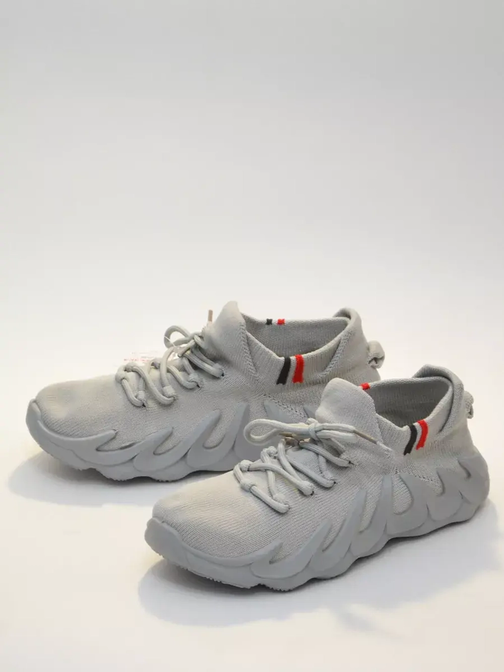 Кроссовки Изики детские - Yeezy boost- серые