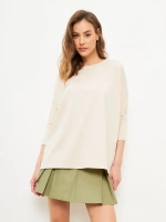 Лонгслив оверсайз с рукавом 3/4 бежевый