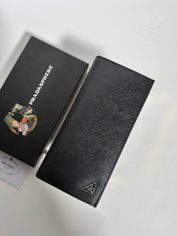 Бумажник Prada