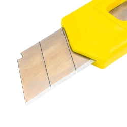 Нож универсальный 18мм WMC TOOLS WMC-5055P18