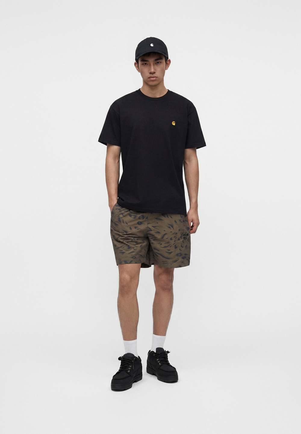 Carhartt WIP TRAVON - Шорты - Чёрный