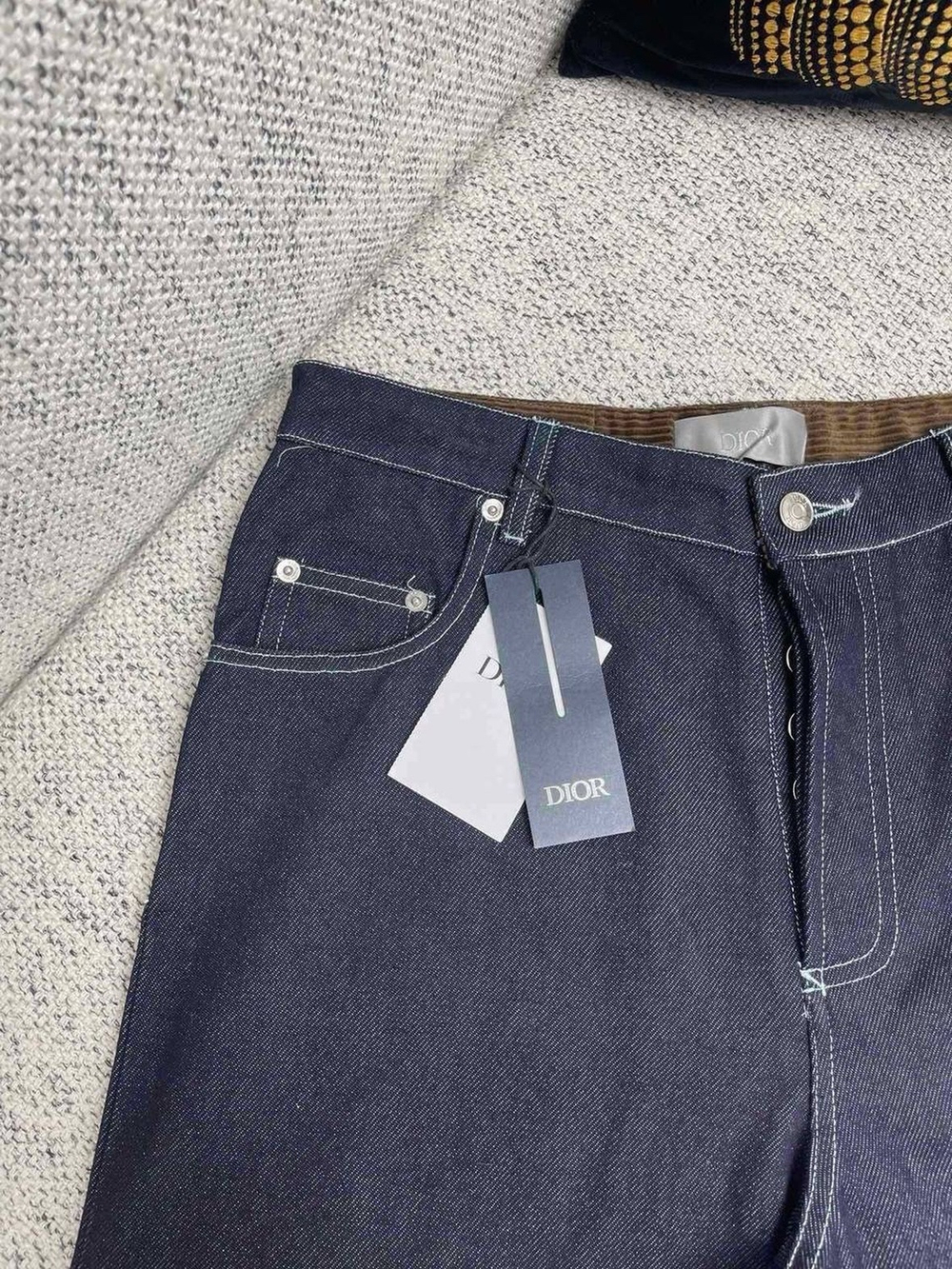 Джинсовый костюм Christian Dior