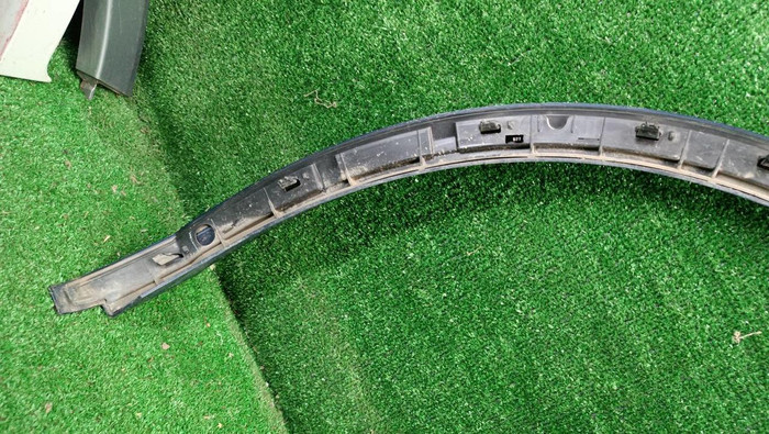 Расширитель передний правый Audi Q5 2 (2017-2020)