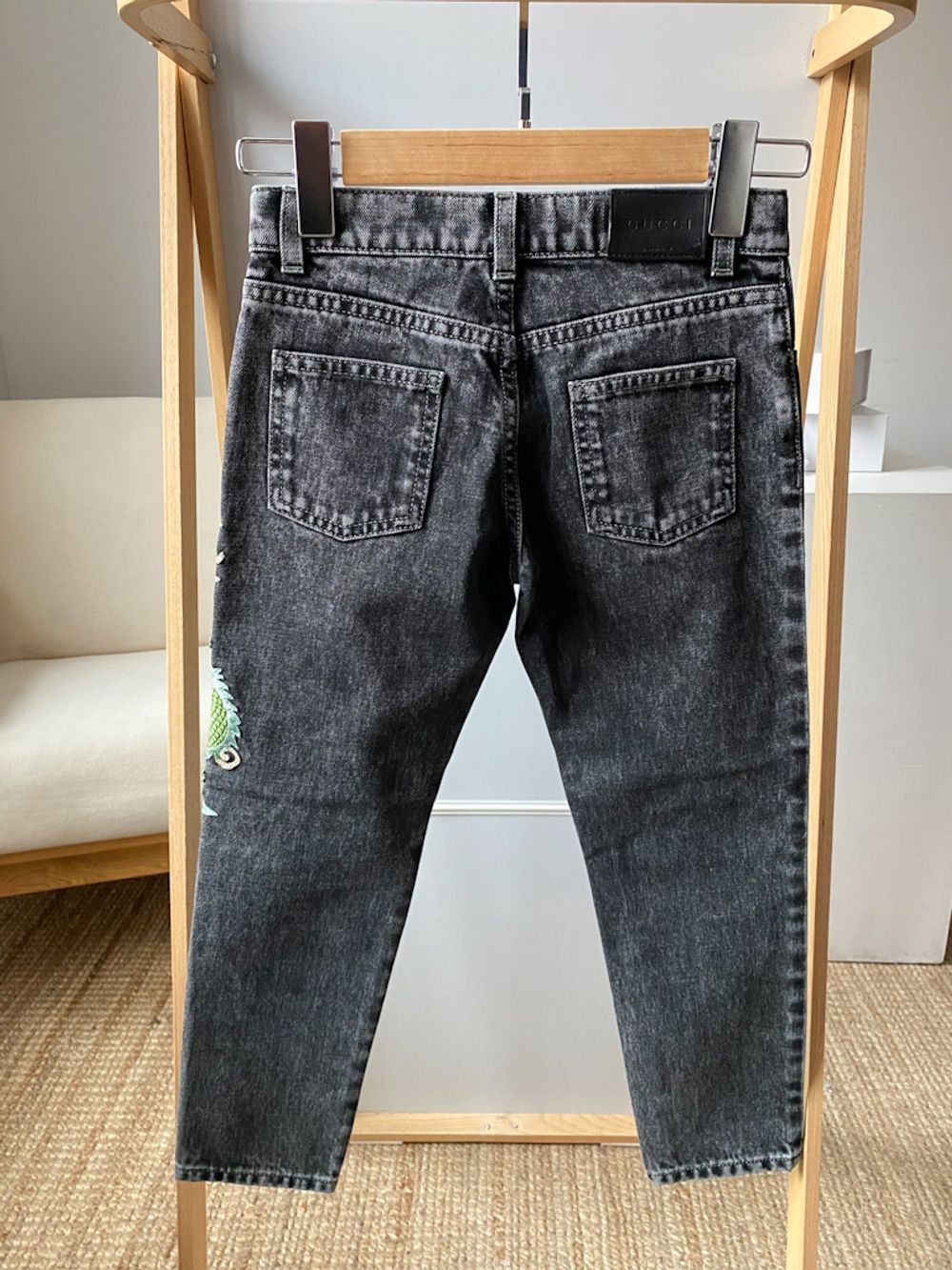 Джинсы Gucci, 128