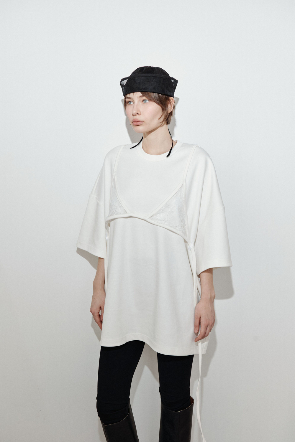 Футболка-трансформер со съёмным лифом молочная