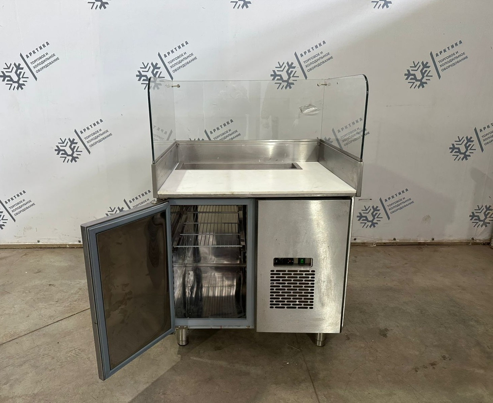 Стол холодильный TRG 860х700х850
