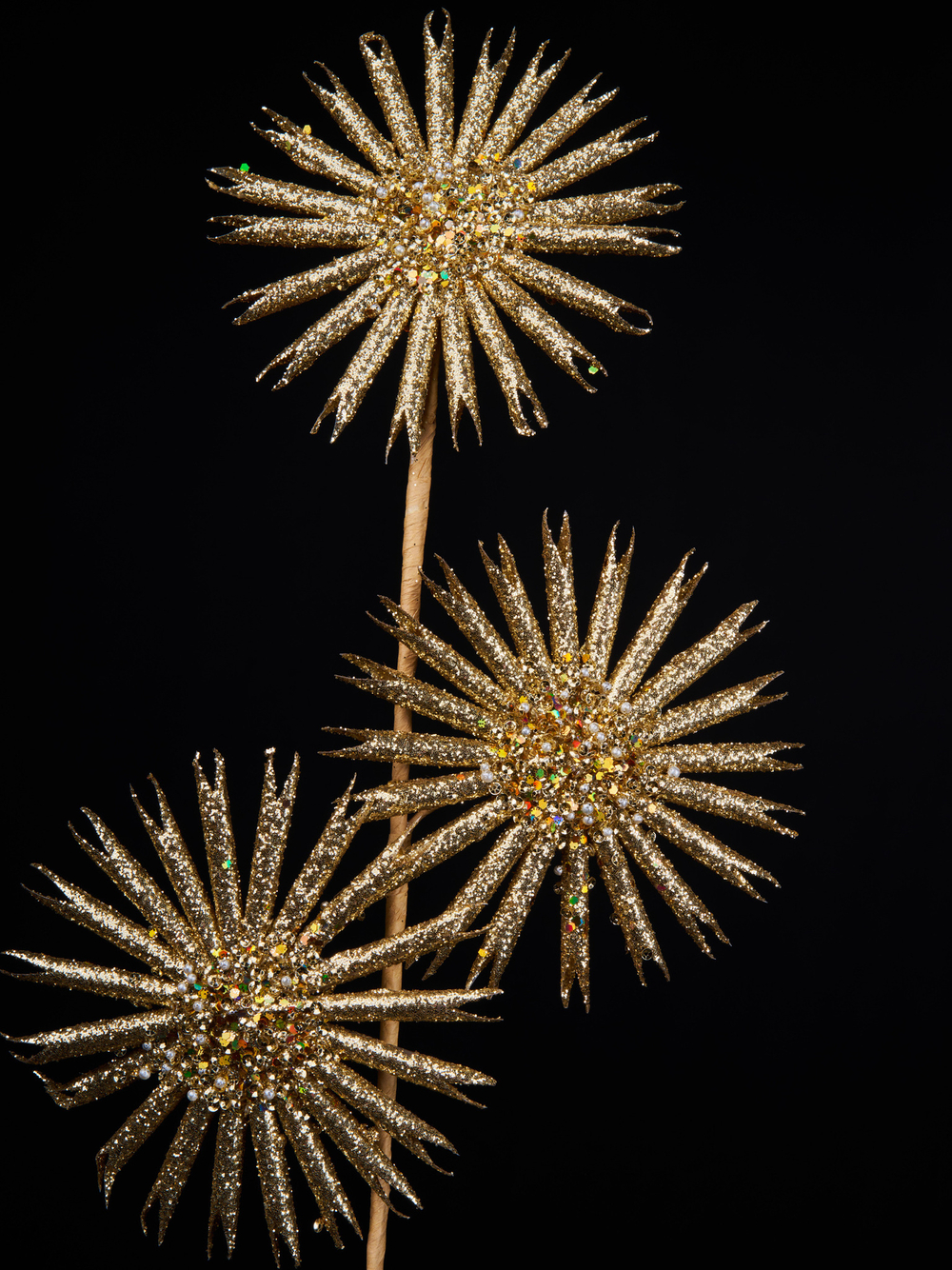 Веточка с цветами 20х51см ChristmasDeLuxe золото