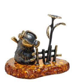 Народные промыслы AM-1110 Фигурка «Медведь с балалайкой у подсолнуха» (латунь, янтарь)