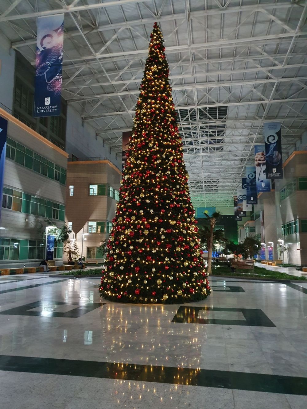 Уличная елка каркасная «Аврора» ED (пвх) от 8 м до 20,5 м