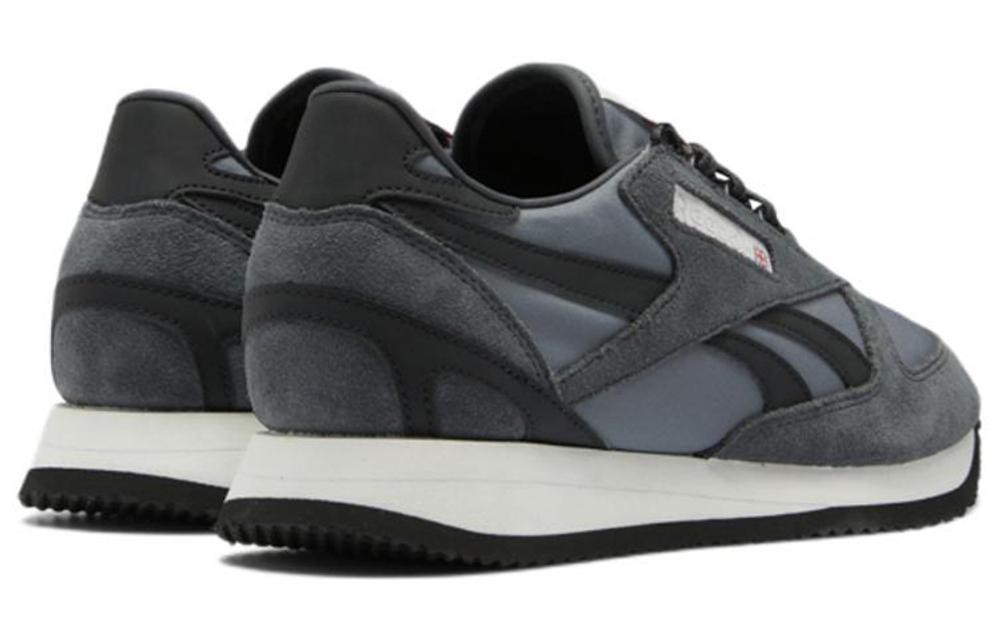 Reebok Victory Classic