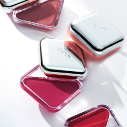 CLIO ESSENTIAL LIPCHEEK TAP - Многофункциональный оттеночный бальзам для губ