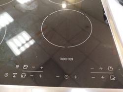 Индукционная варочная панель Electrolux на 4 конфорки б/у