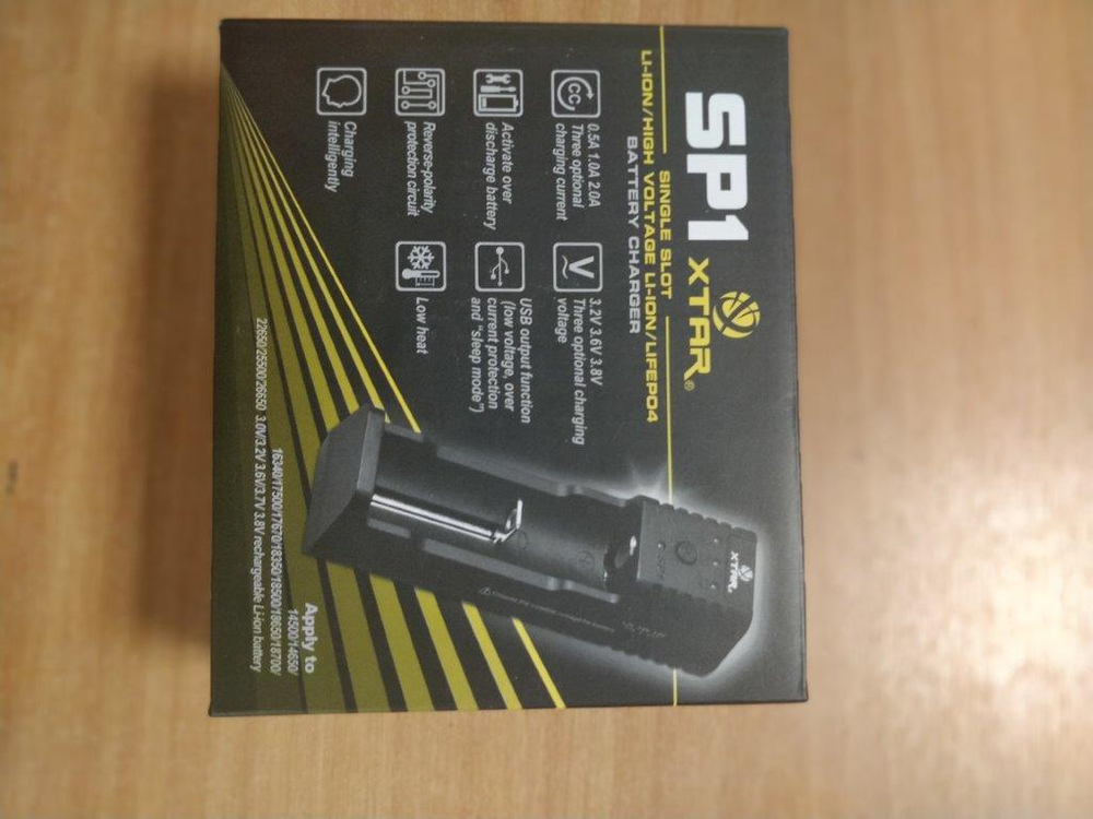 Зарядное устройство XTAR SP1