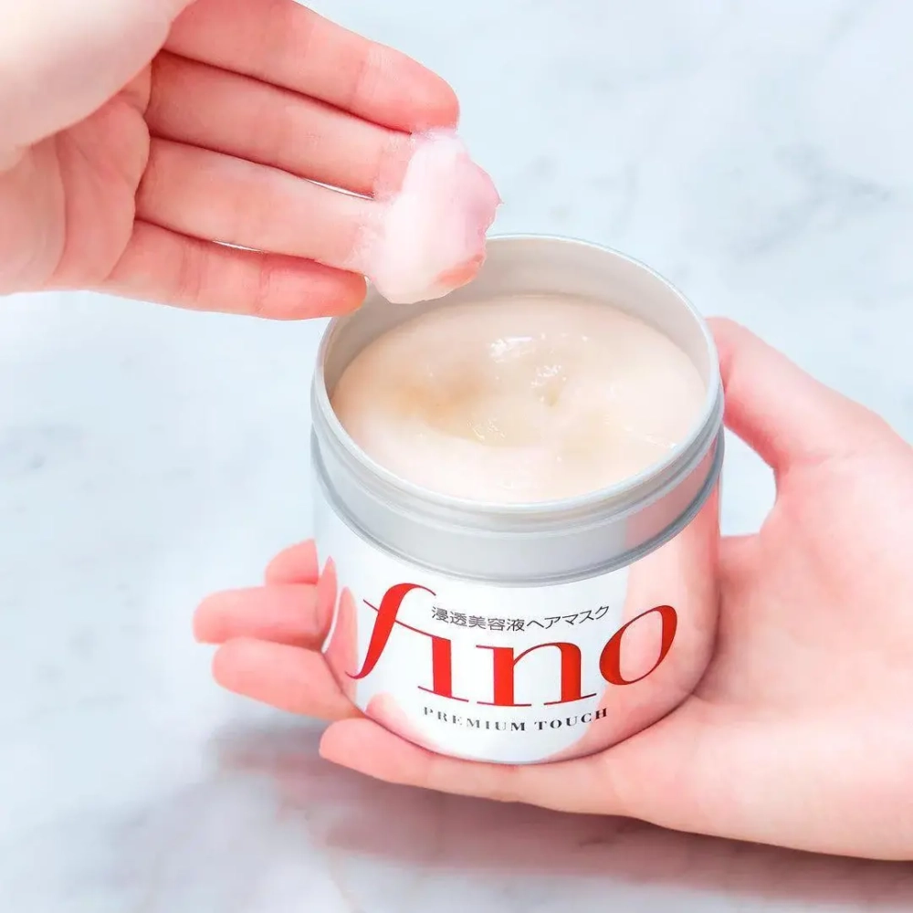 Shiseido FINO Premium Touch Hair Mask Маска для волос с маточным молочком с цветочным ароматом