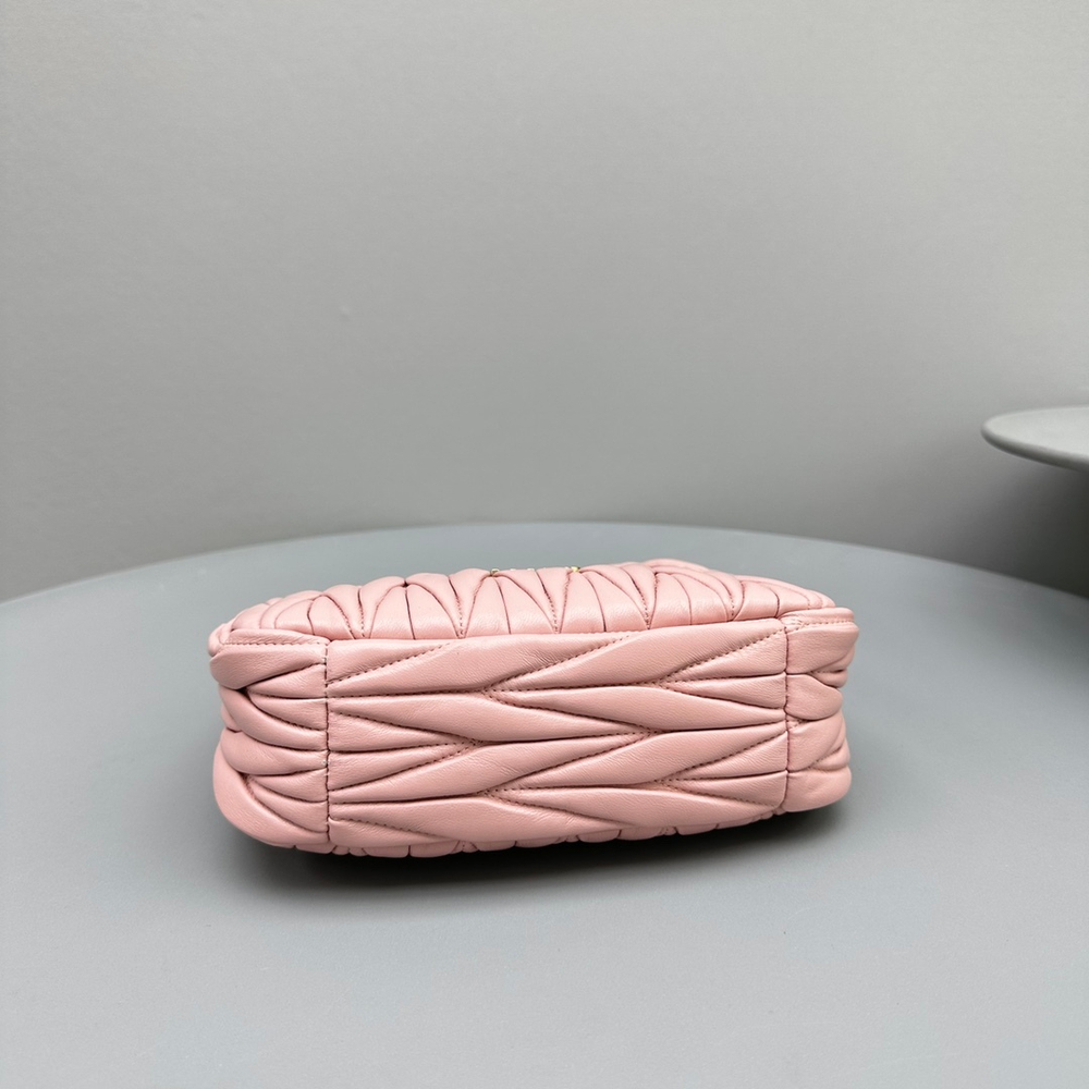 Miu Miu Wander Hobo Bag 20 cm