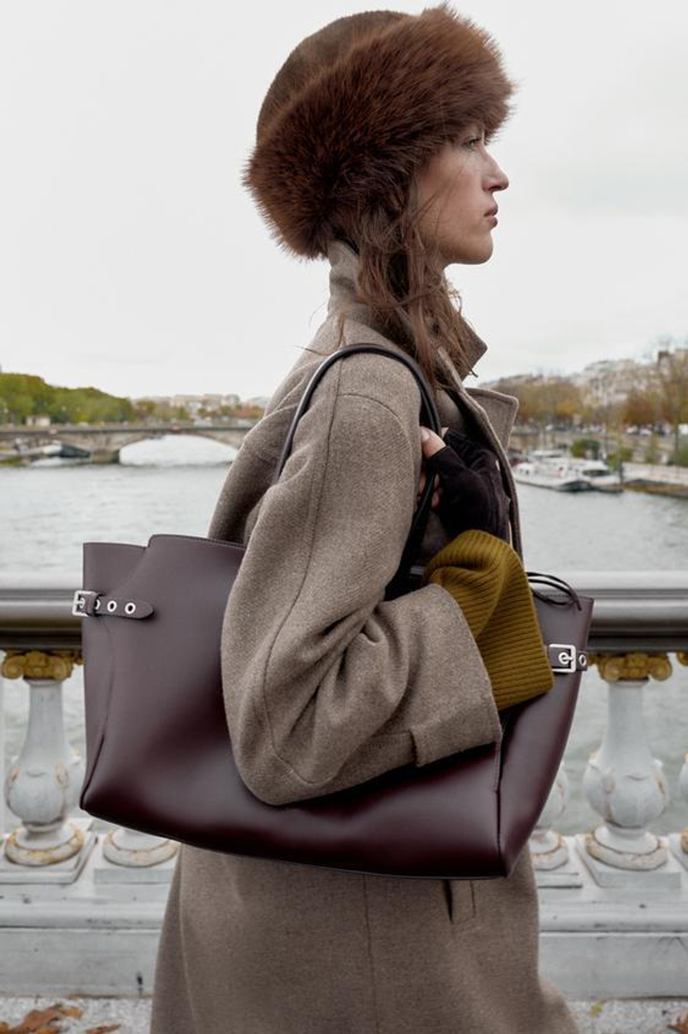 ZARA БОЛЬШАЯ СУМКА-ШОПЕР, БОРДОВО-КРАСНЫЙ