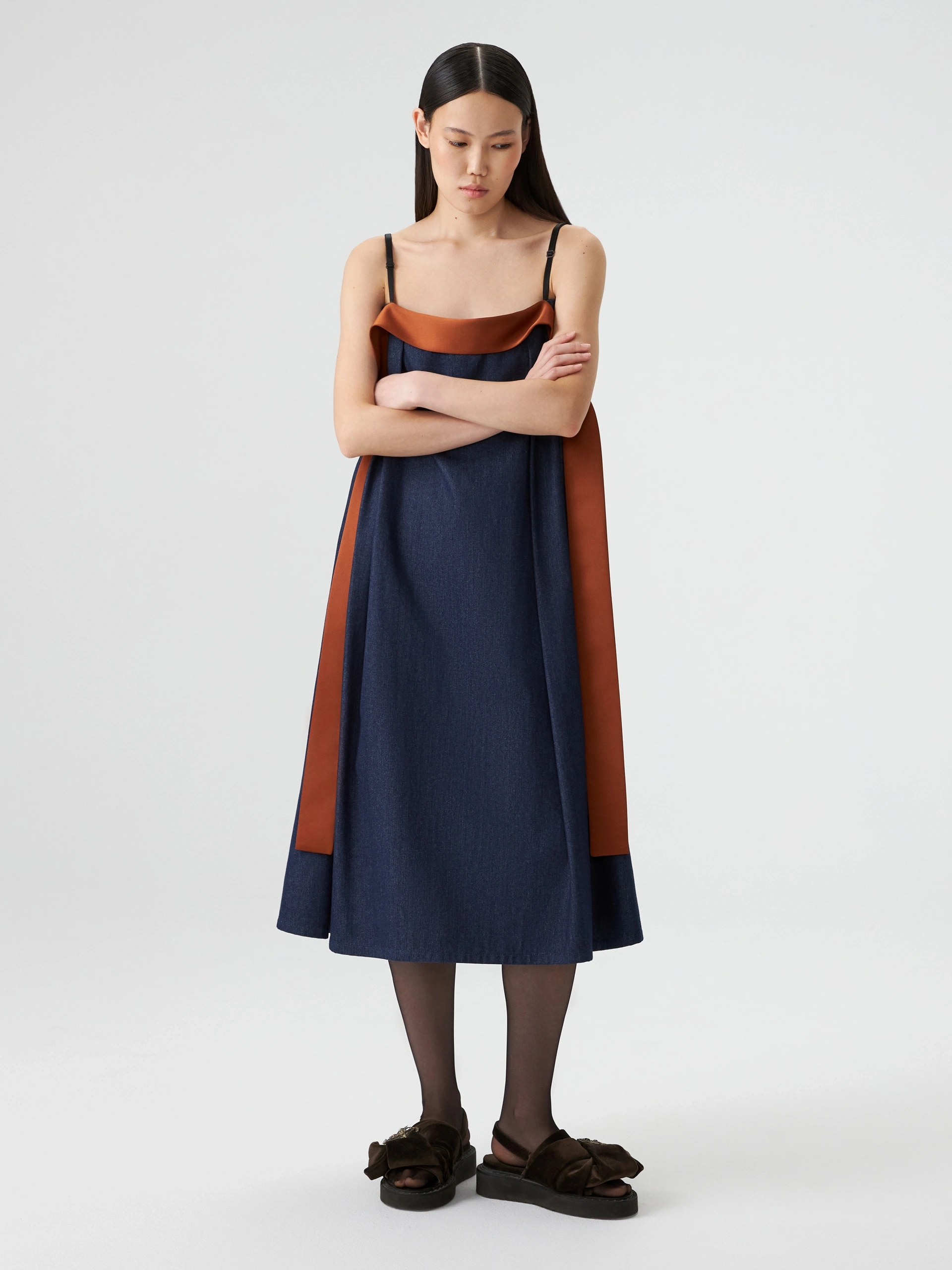 Платье из денима