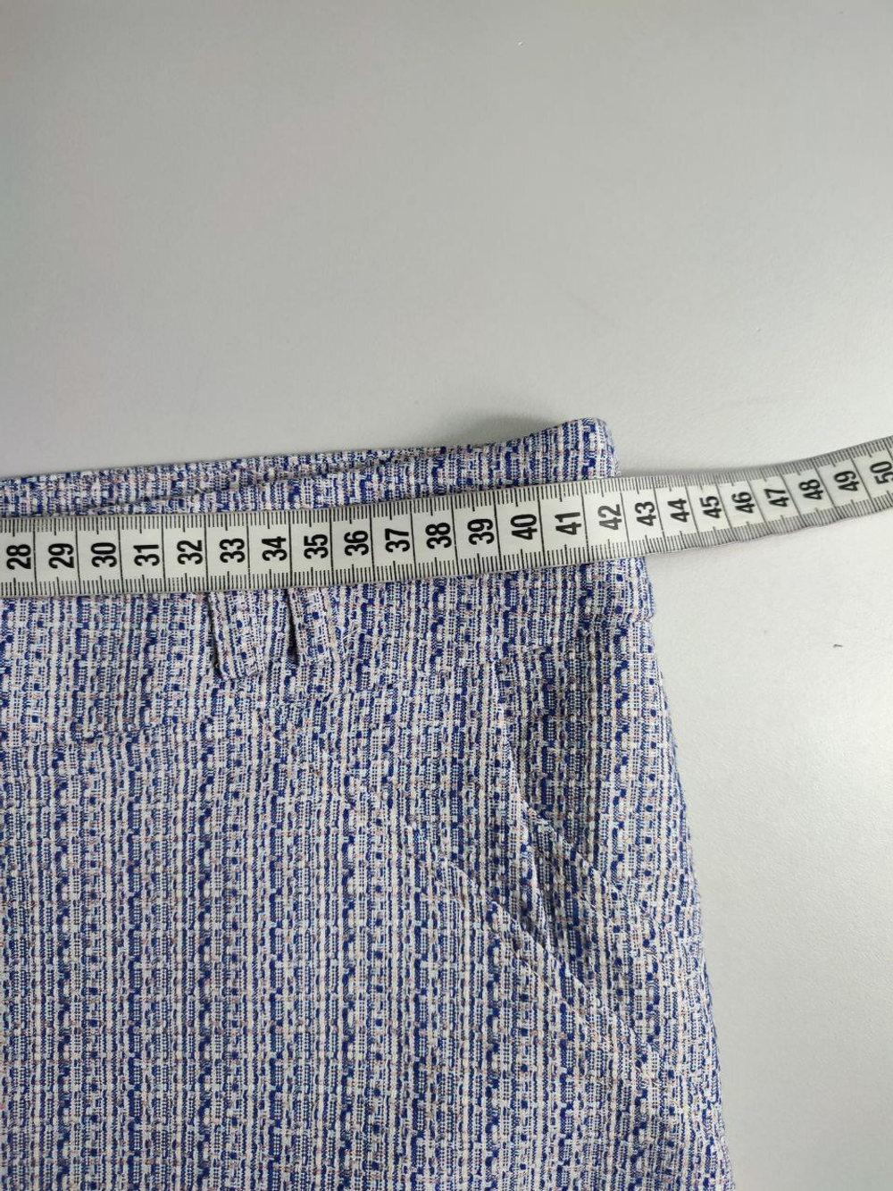 Юбка SHN очень красивой фактуры 48 размер