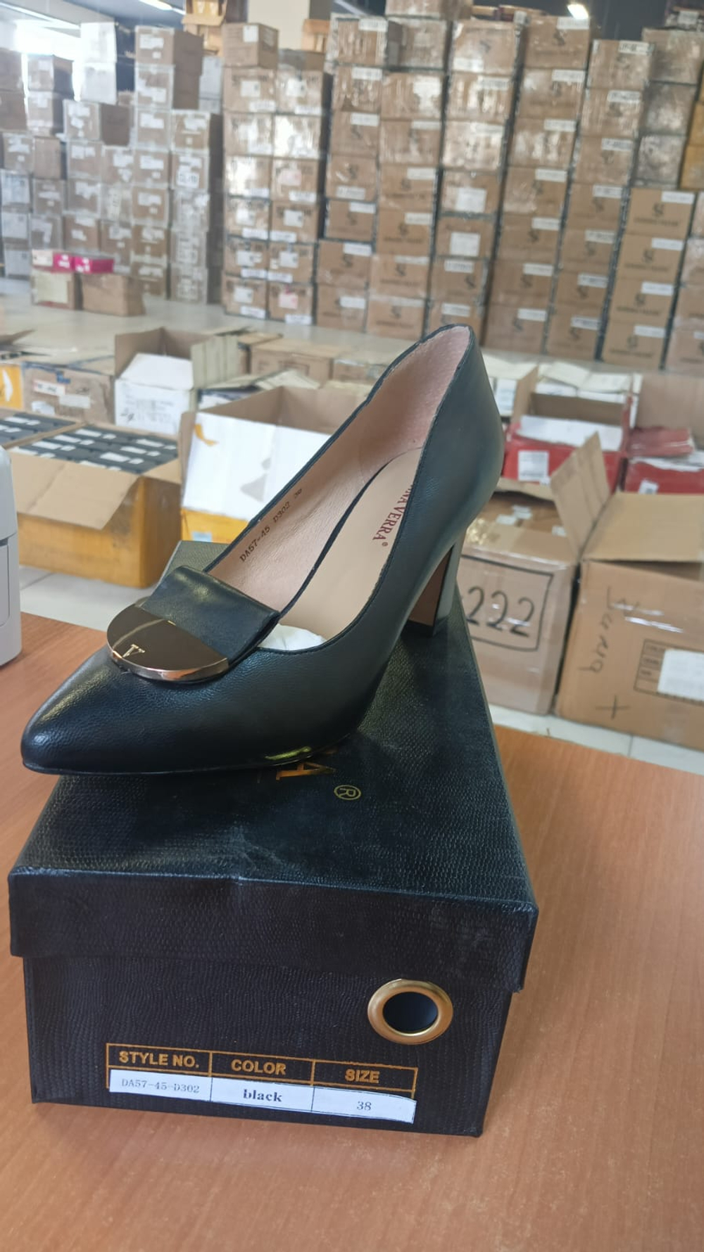 Туфли женские DONNA VERRA DA57-45-D302