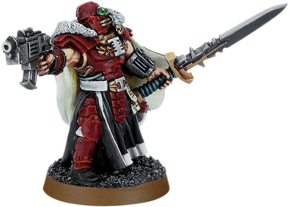 INQUISITOR WITH POWER SWORD AND BOLT PISTOL