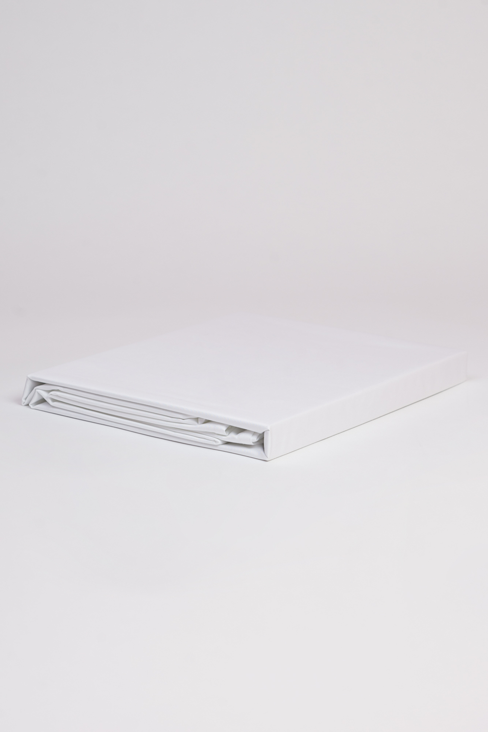 Простыня 240х260 German Grass Platinum Palette белая