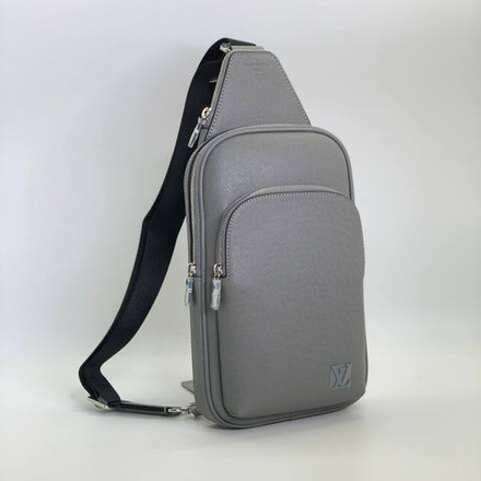 Сумка-слинг Louis Vuitton