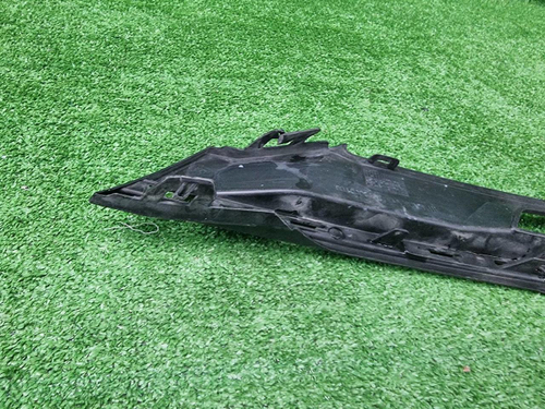 Накладка ПТФ левая BMW X1 F48 (2019-2022)