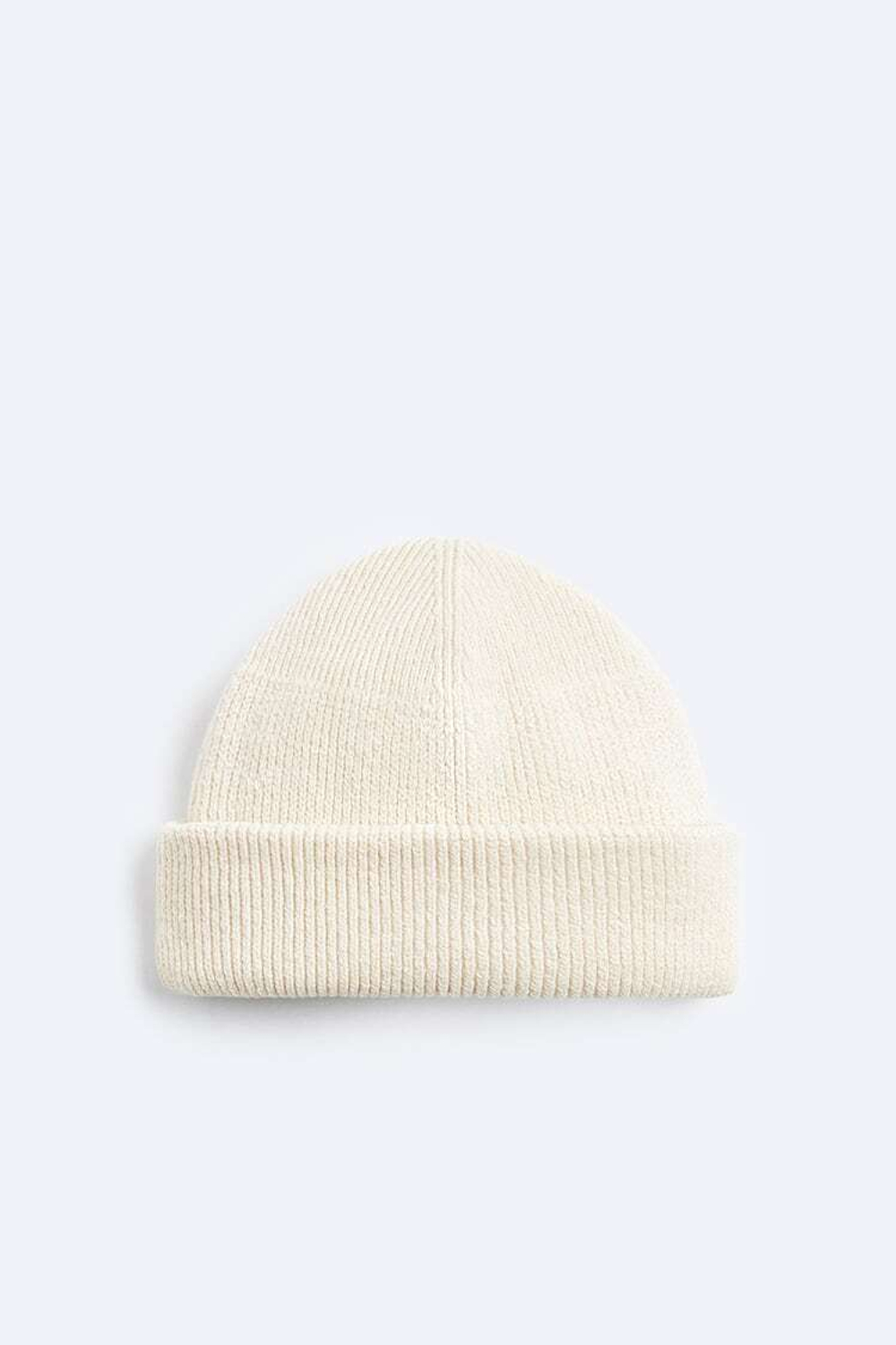 ZARA КОРОТКАЯ ШАПКА, ЭКРЮ