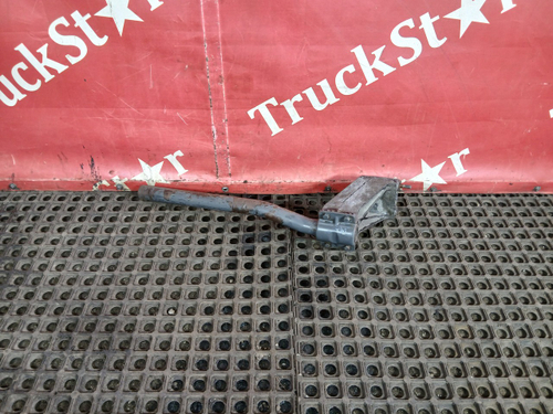 Кронштейн крыла заднего