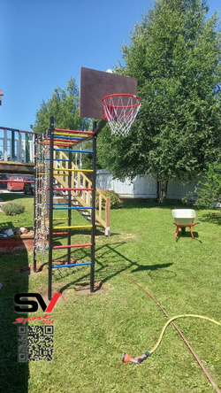 Монтаж уличной шведской стенки Sv Sport Рукоход (4 вертикальных столба)