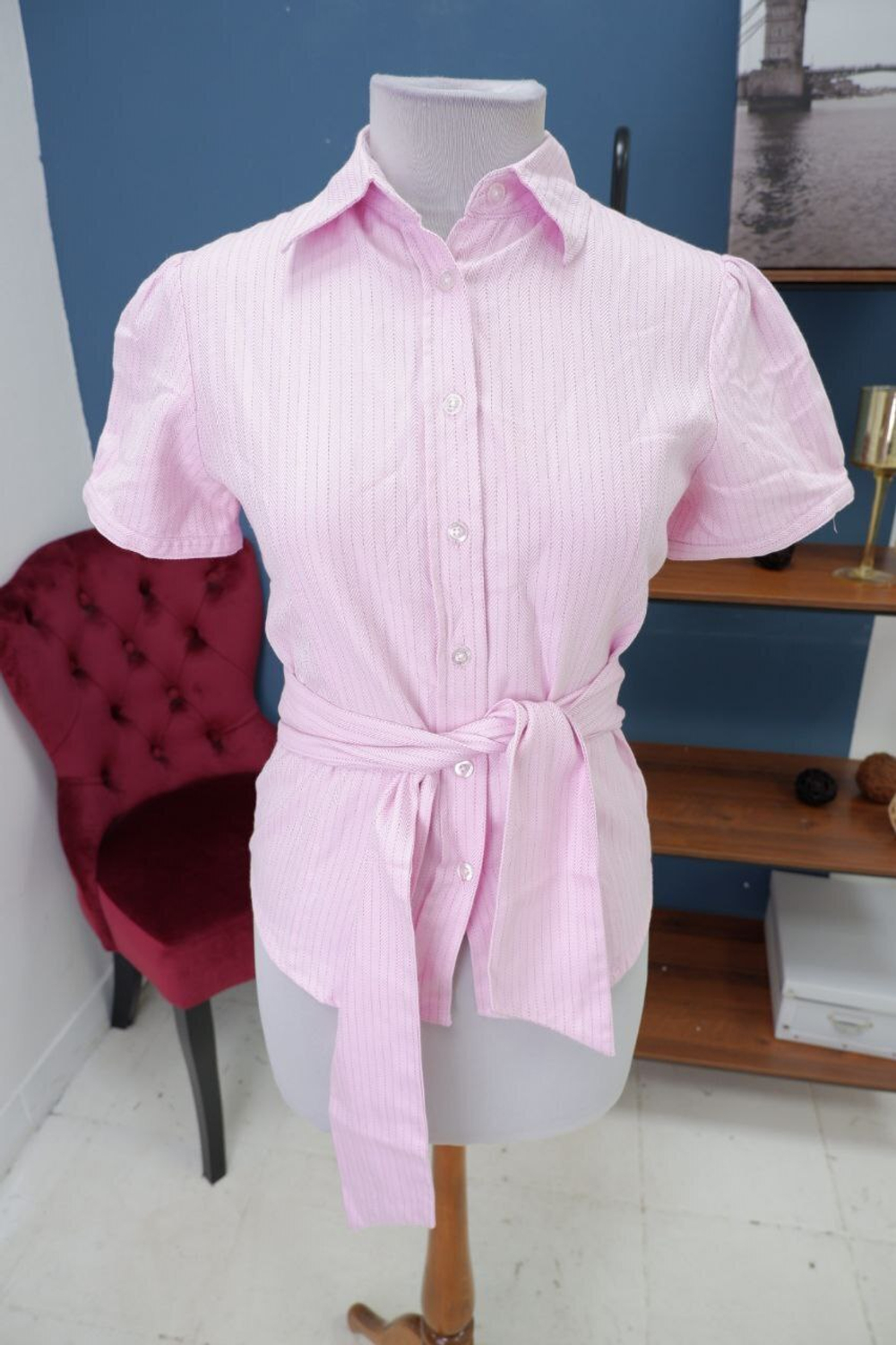 Рубашка La Reine Blanche с поясом 46 размер