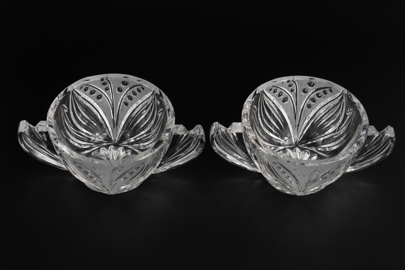 Пара хрустальных медовниц