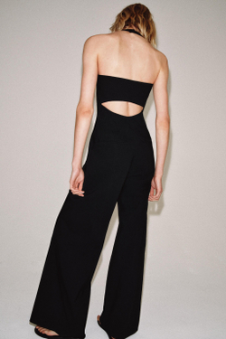 ZARA КОМБИНЕЗОН С ГОРЛОВИНОЙ ХАЛТЕР — ZW COLLECTION, ЧЕРНЫЙ
