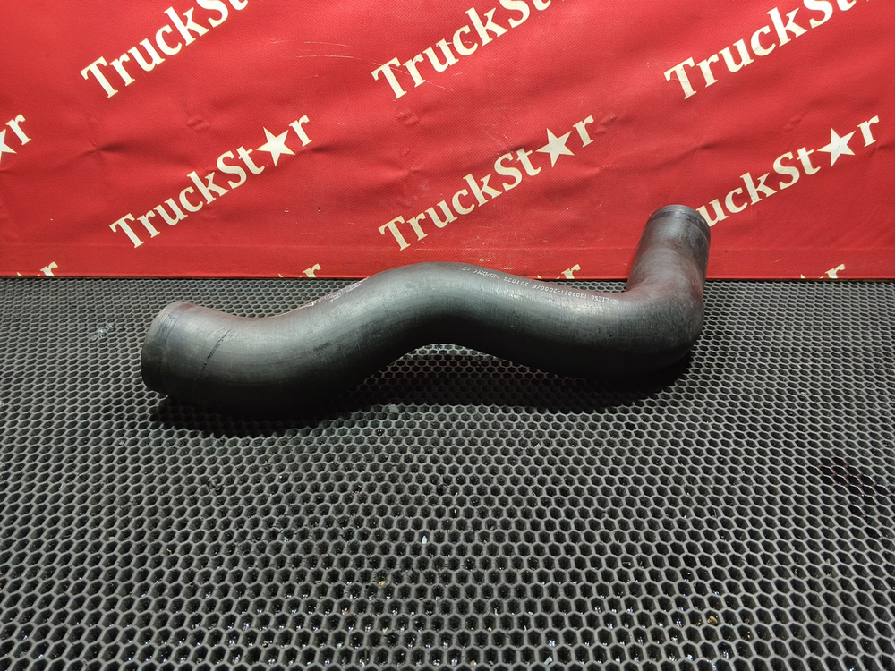 Патрубок радиатора 2023г