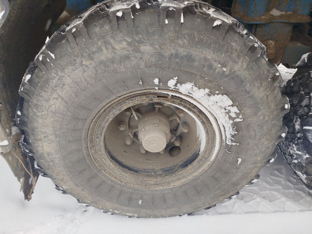 УралСпецТранс 9465* Полуприцеп бортовой 946511-000J311-31