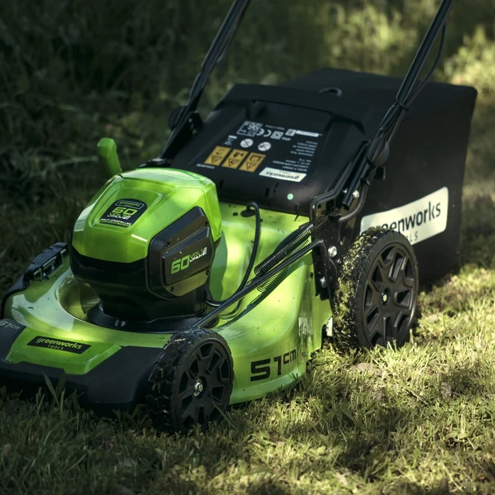 Аккумуляторная газонокосилка Greenworks GD60LM51SPK5 60В (1 x 5 Ач, ЗУ) нож 51 см, 2514307UG
